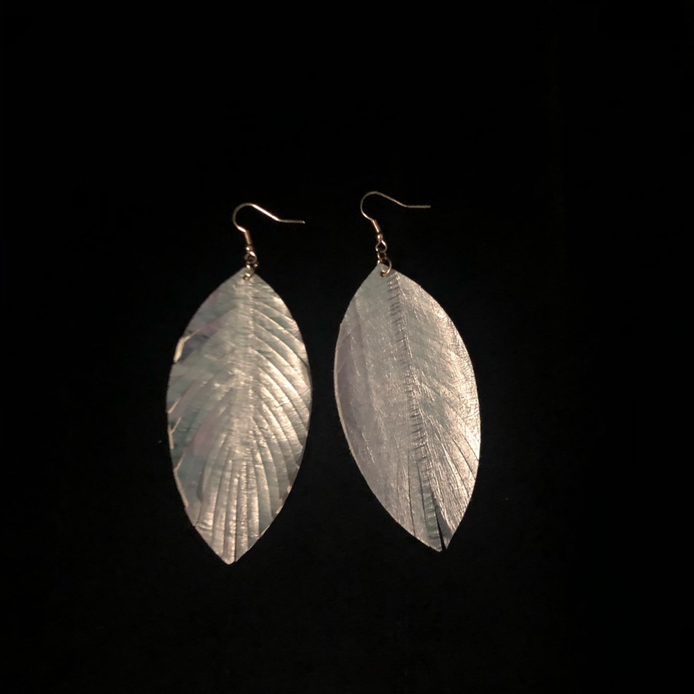 NWOT silver feather earrings